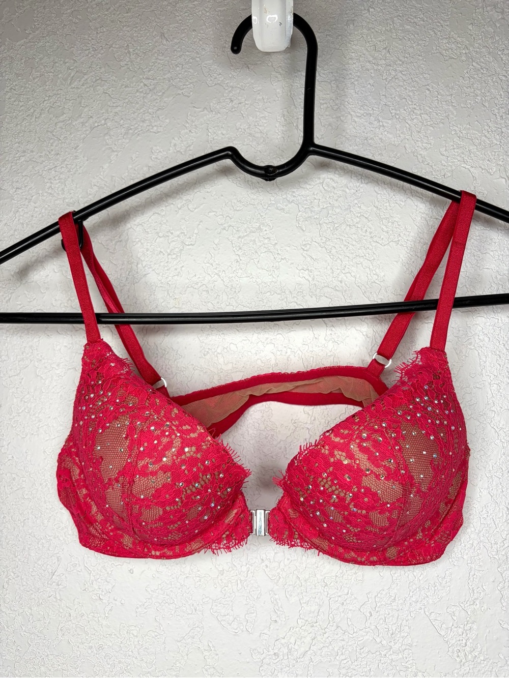 Victoria’s Secret Very Sexy Push Up Bra 34A Red Lace Rhinestone